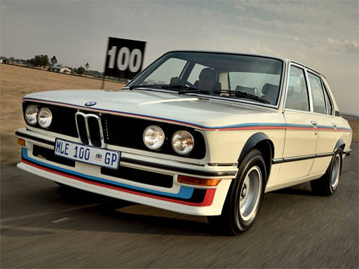 Play BMW 530 MLE Puzzle