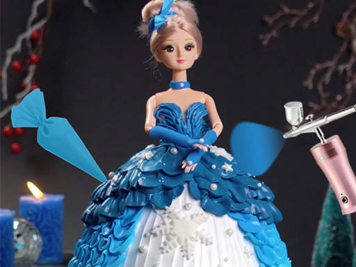 Play Icing On Doll Cake