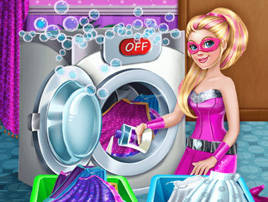 Play Superdoll Washing Capes