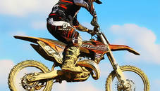 Dirtbike Racing Stunts